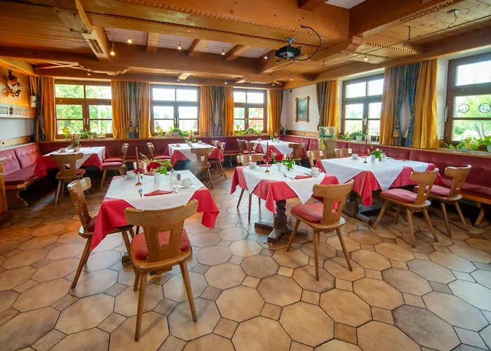 Hotel Hoisl-braeu 3*